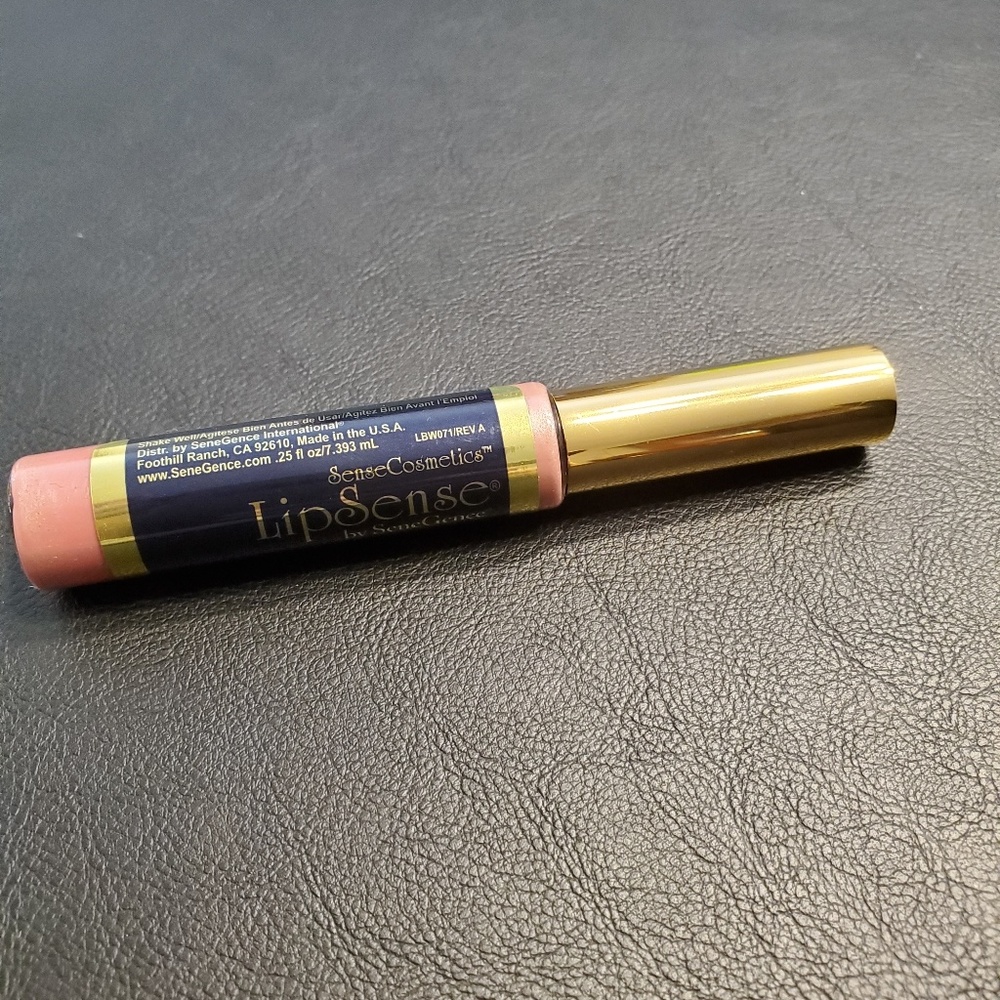 Lip gloss